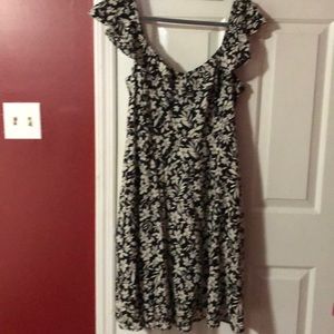 Old Navy B/W floral dress